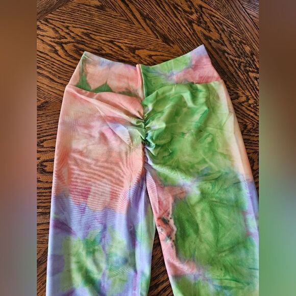 Brazilian Leggings - Picture 2 of 5